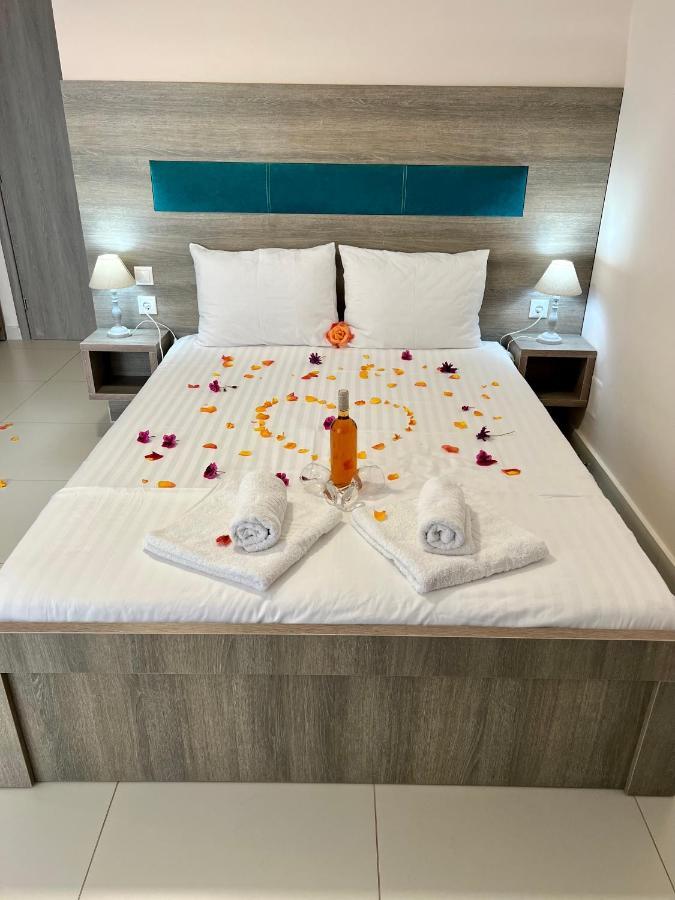 Mistral Inn Himarë Dış mekan fotoğraf