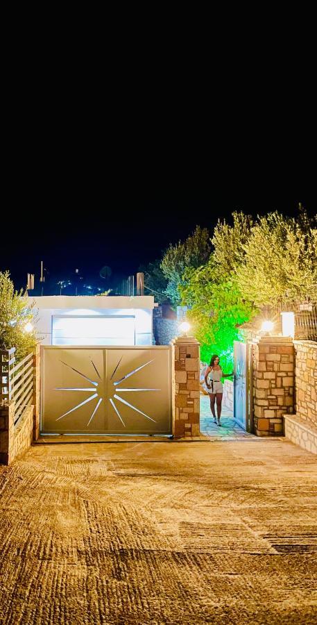 Mistral Inn Himarë Dış mekan fotoğraf