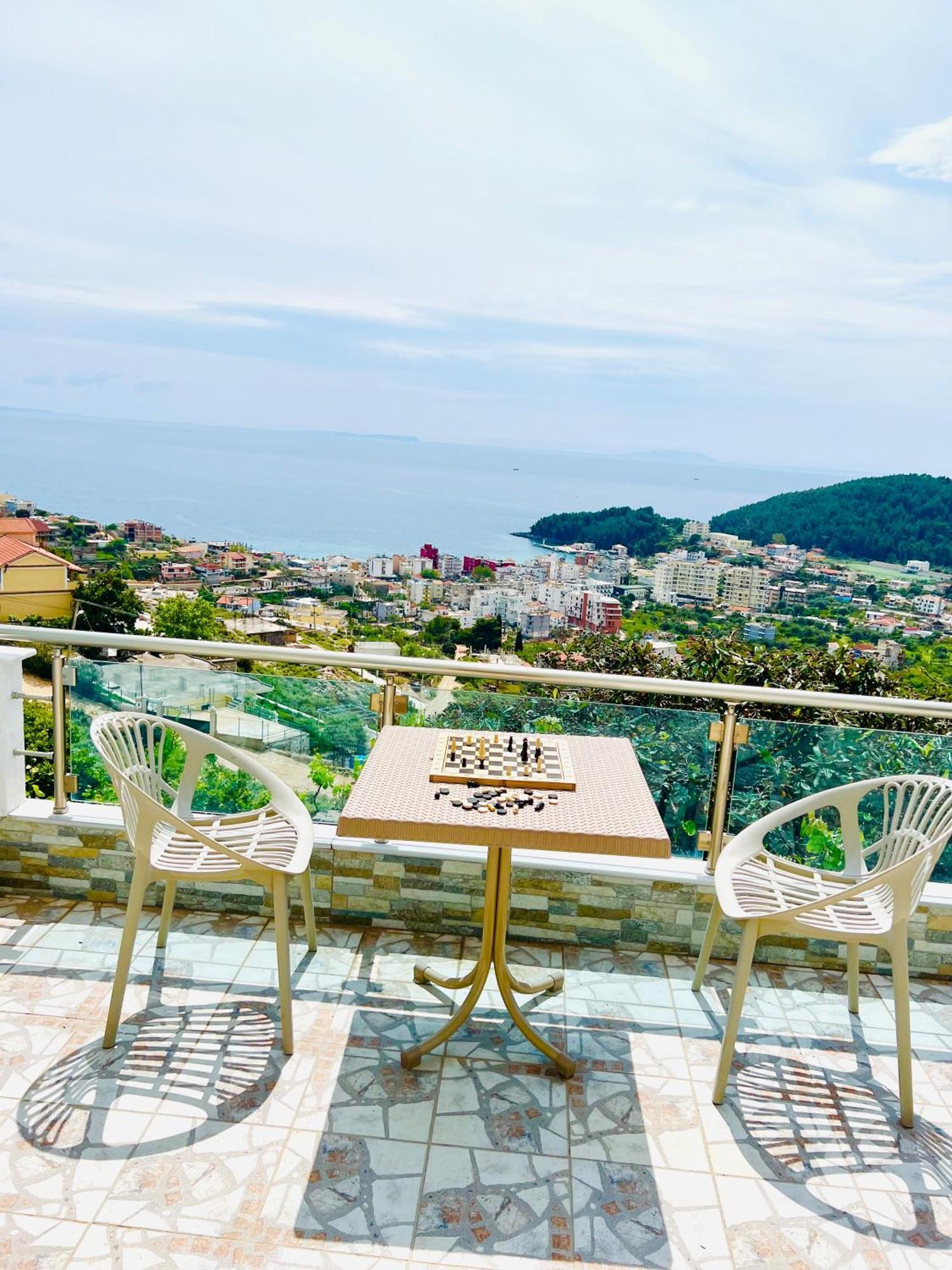 Mistral Inn Himarë Dış mekan fotoğraf