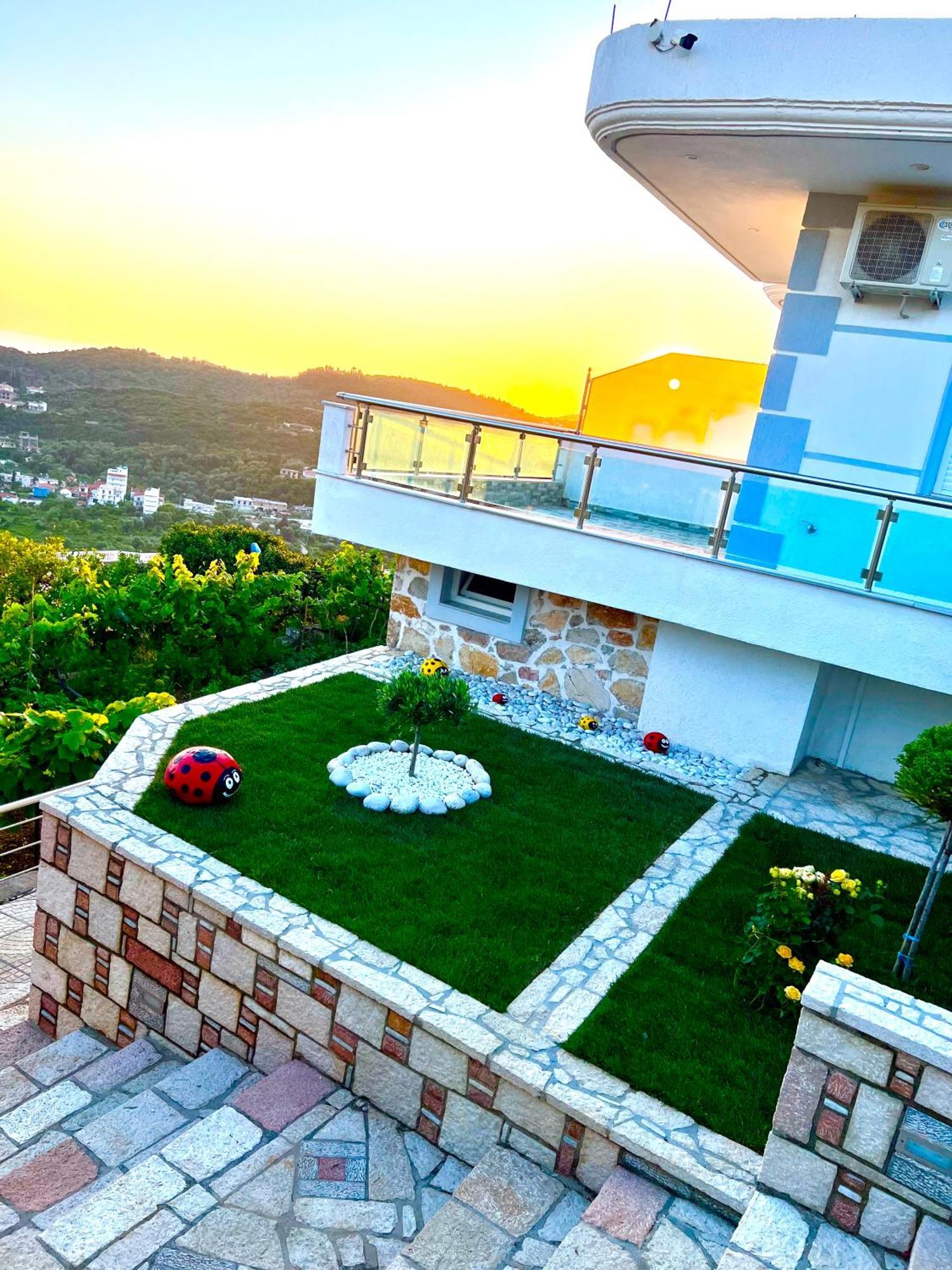 Mistral Inn Himarë Dış mekan fotoğraf